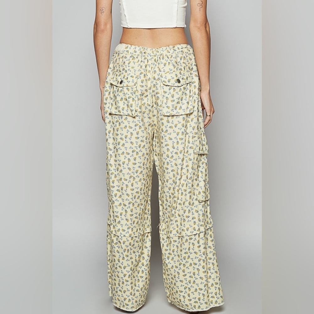 POL “ Threadway Twill “ Denim Cargo Pants | Vanilla Floral - Picture 4 of 5